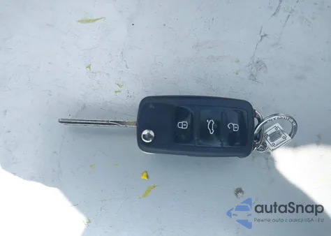 2014 Volkswagen Beetle 2.5L Entry from USA, damaged, VIN 3VWFP7ATXEM627653